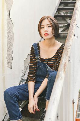 波兰R级《欲燃》观看